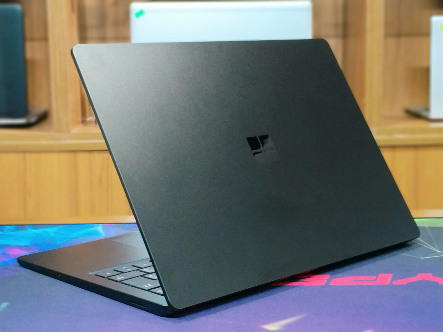 Microsoft Surface Laptop 3 13.5″ Black i7-1065G7 16GB 512GB SSD